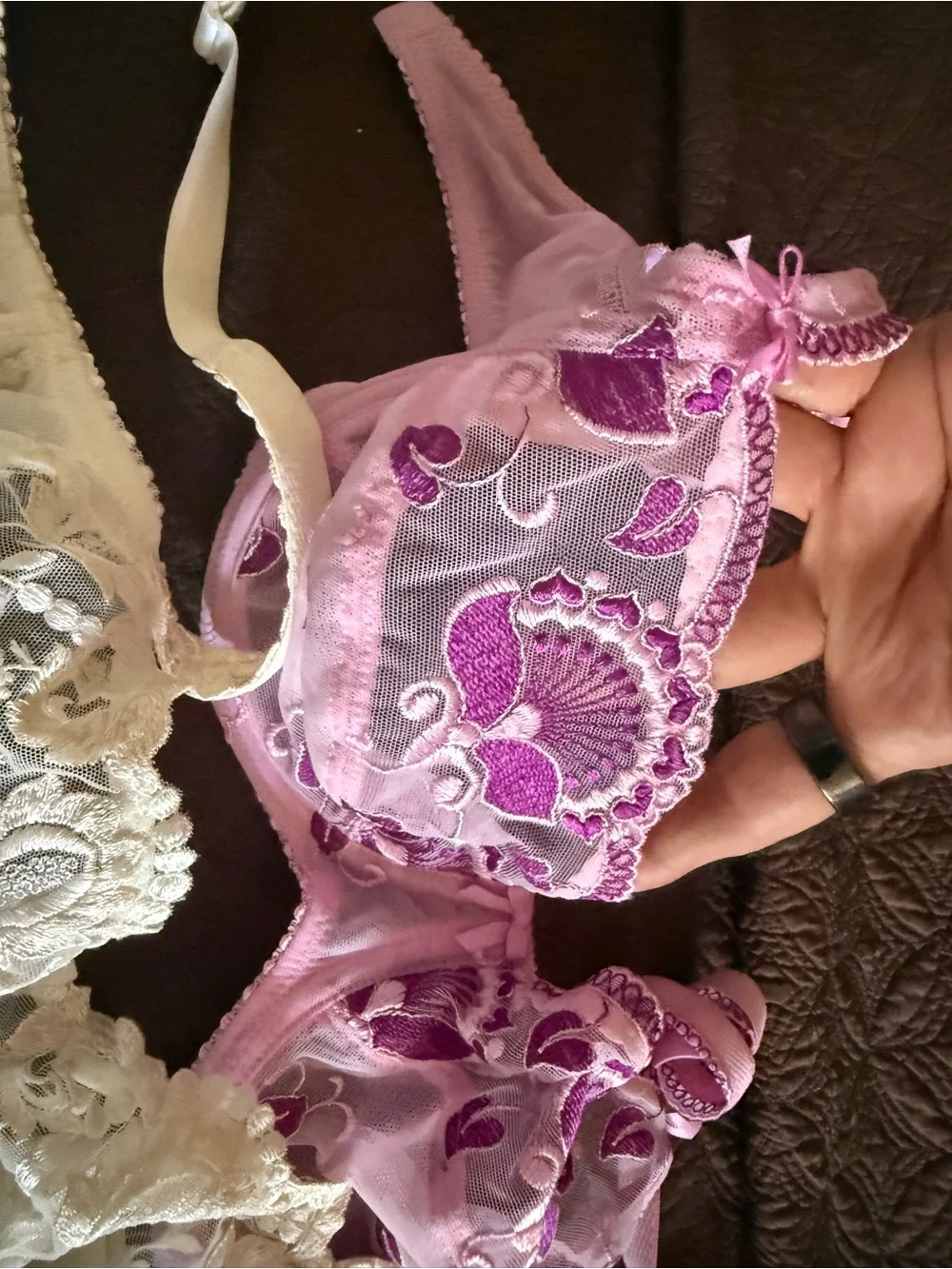 Contourelle 34C. -Pack of 4 Underwire 2  Bras in Black, Cream & Pink
